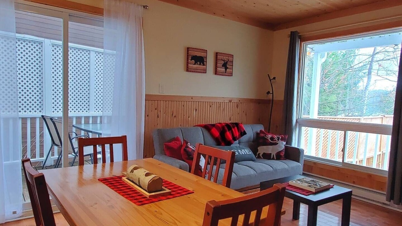Photo of Bedroom in Val-des-Monts