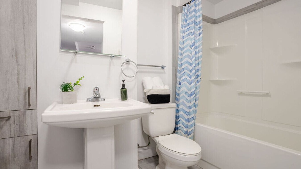 Photo of Bathroom in Griffintown