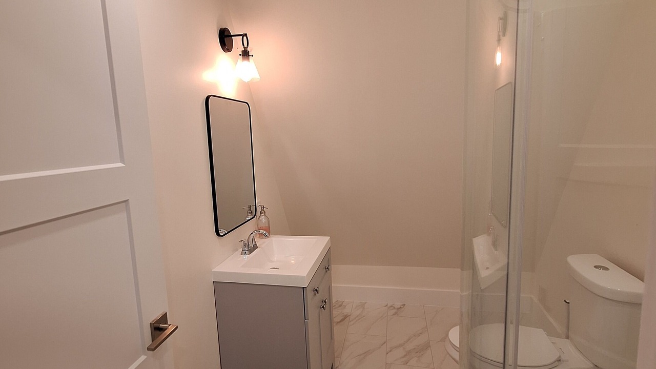 Photo of Bathroom in Chatsworth