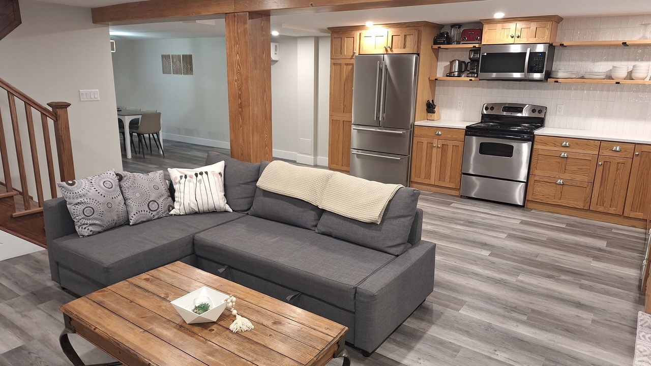 Photo of Livingroom in Chatsworth