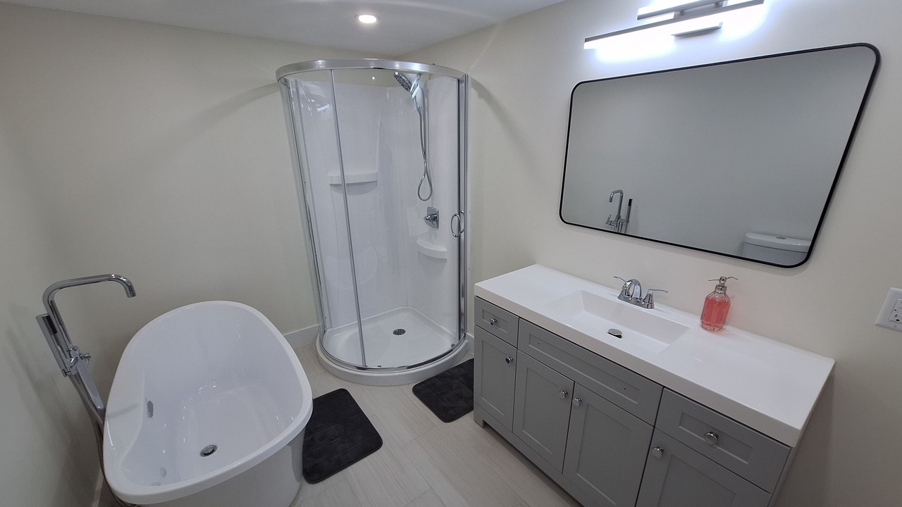Photo of Bathroom in Chatsworth