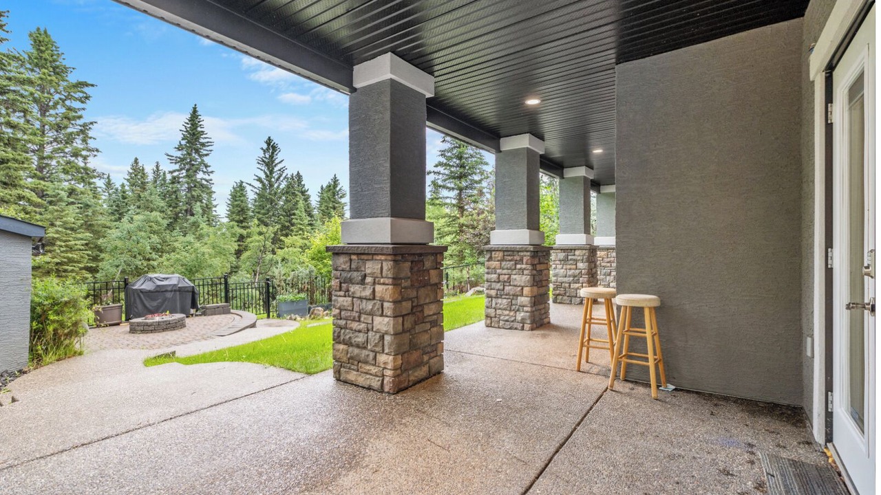 Photo of Patio Balcony in Southwest Calgary