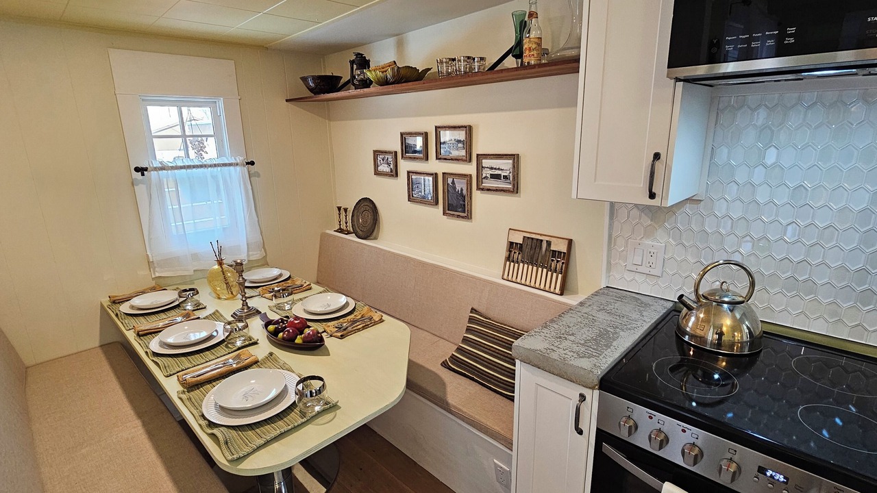 Photo of Kitchen in Okanagan-Similkameen
