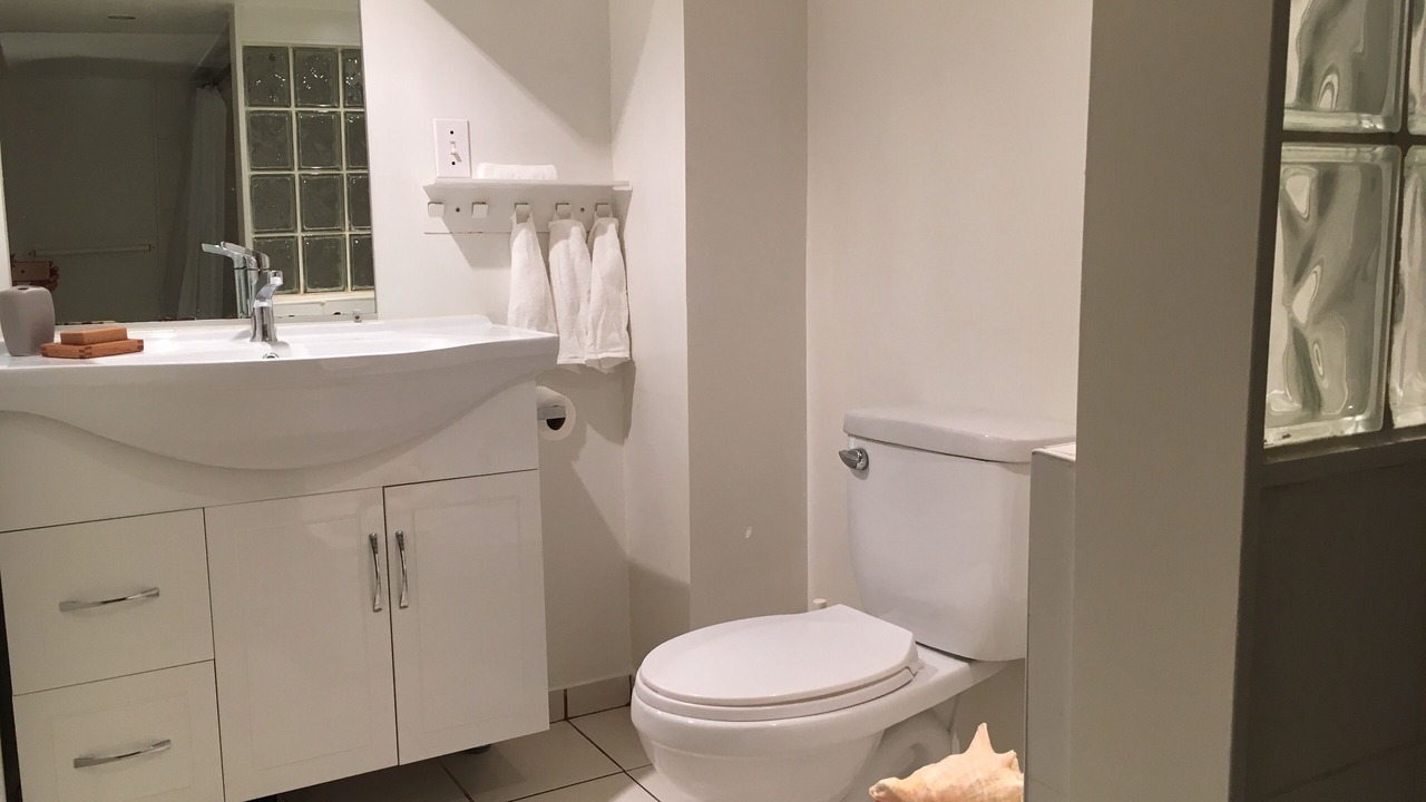Photo of Bathroom in Marpole