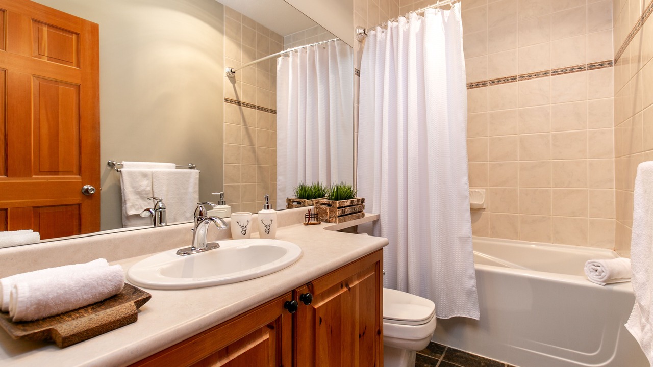 Photo of Bathroom in Village North