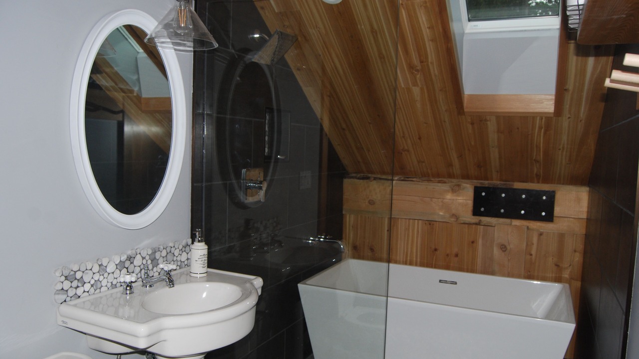 Photo of Bathroom in Mount Robson