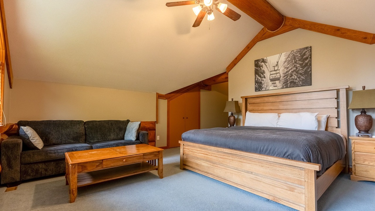 Photo of Bedroom in East Kootenay