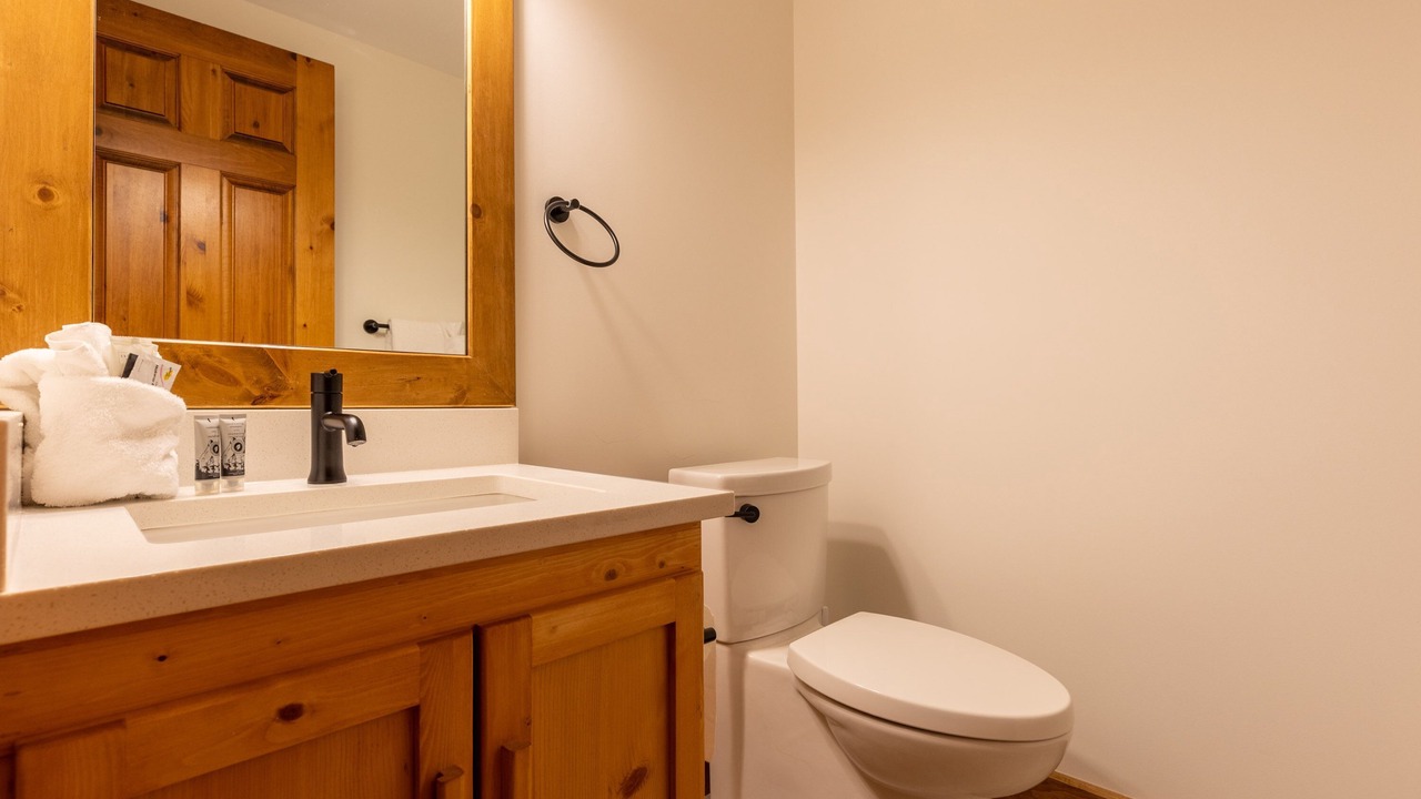 Photo of Bedroom in East Kootenay