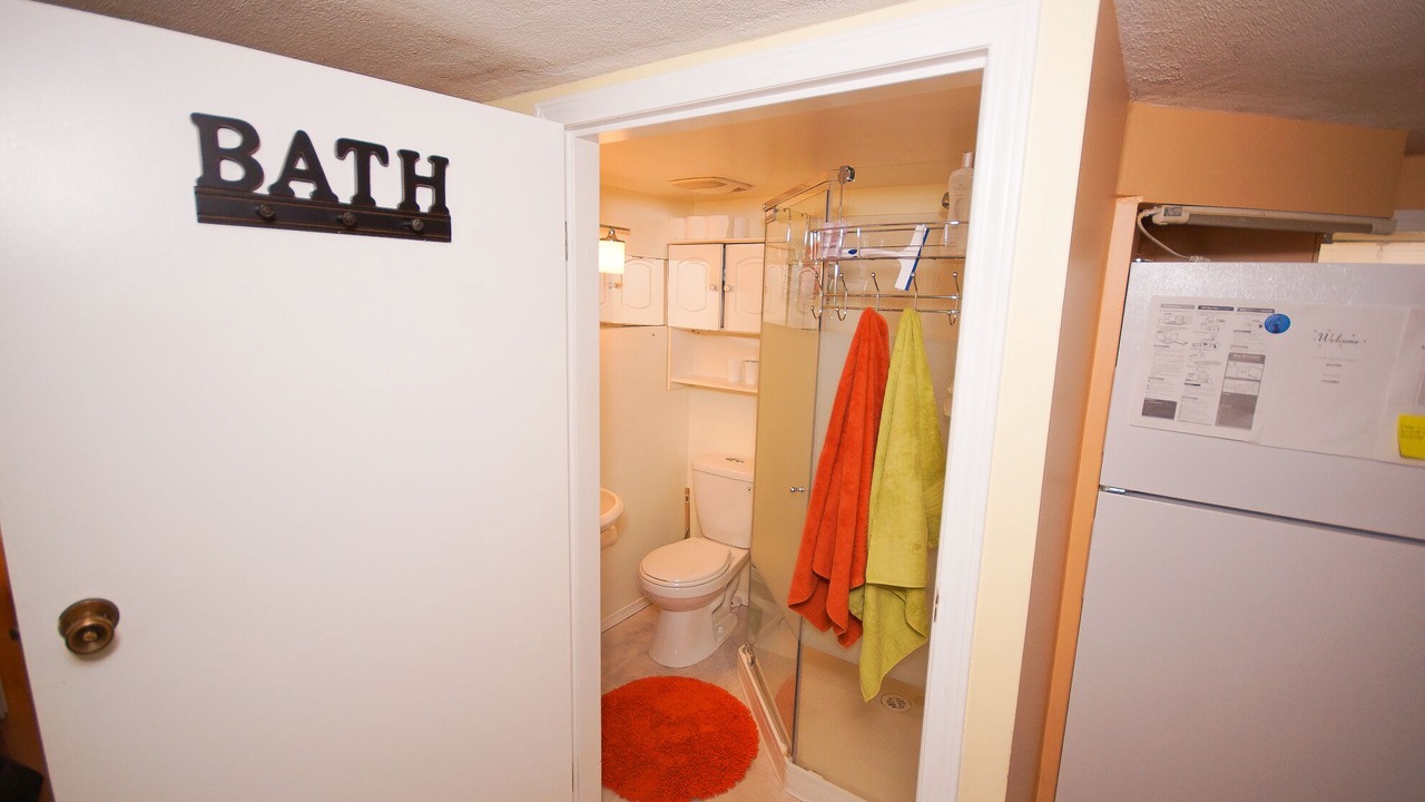 Photo of Bathroom in Oaklands