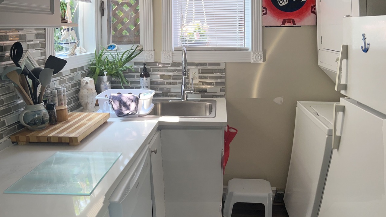 Photo of Kitchen in Colwood