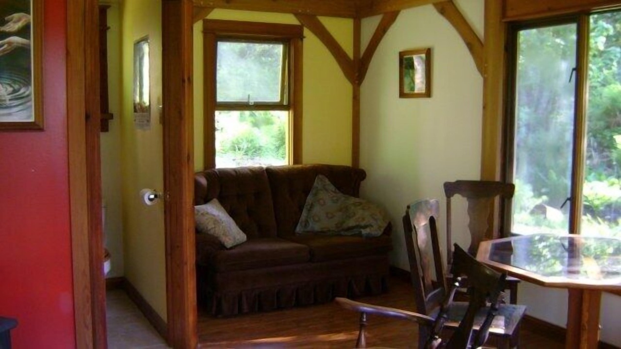 Photo of Livingroom in Powell River