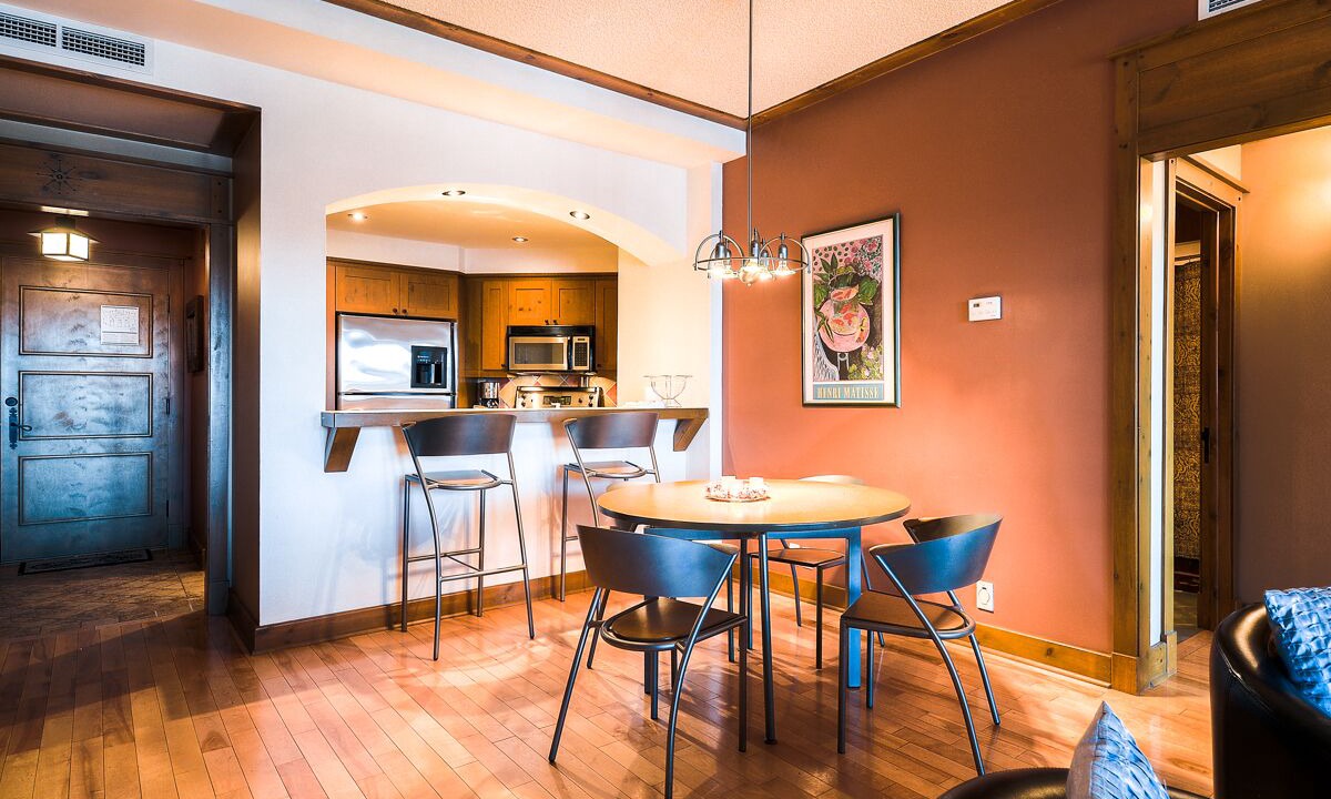 Photo of Livingroom in Mont-Tremblant