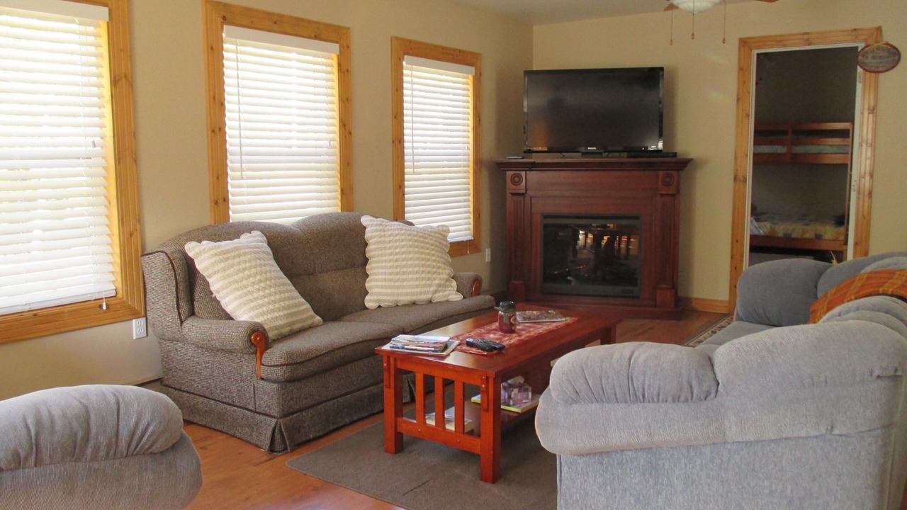 Photo of Livingroom in New Harris