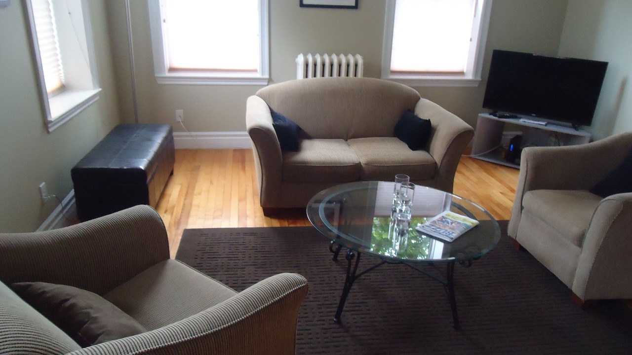 Photo of Livingroom in Queens Square