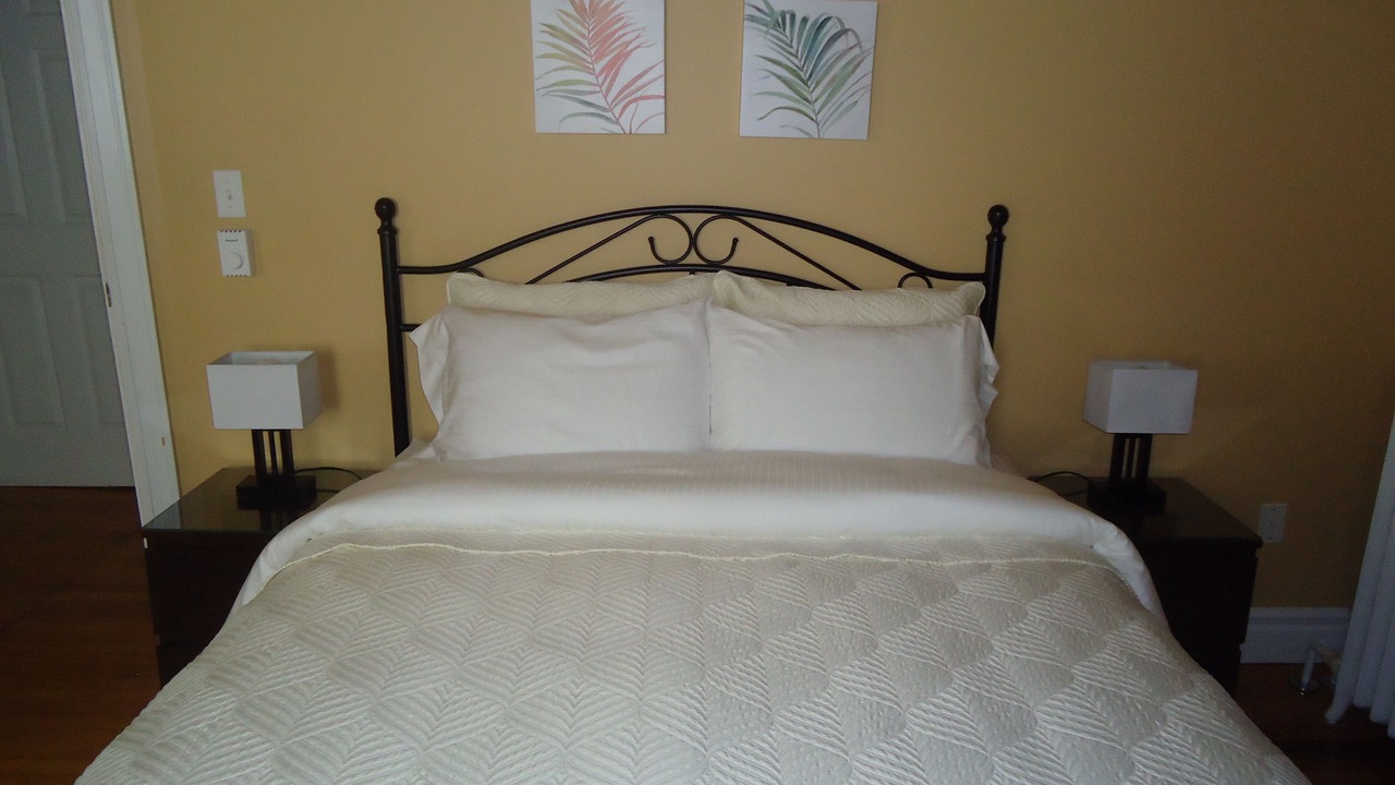 Photo of Bedroom in Queens Square
