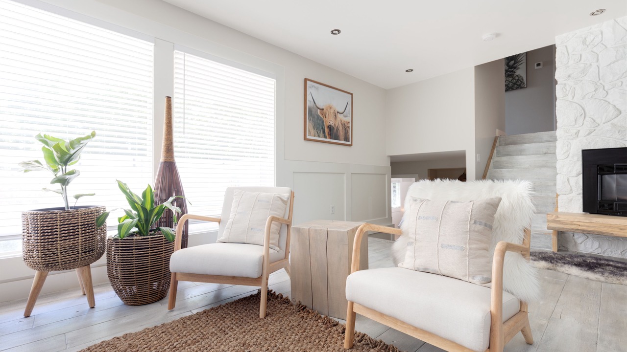 Photo of Livingroom in Central Okanagan