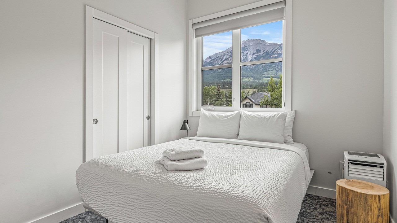 Photo of Bedroom in Canmore