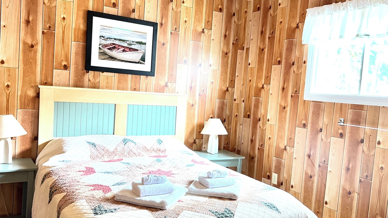 Photo of Bedroom in Brackley Beach