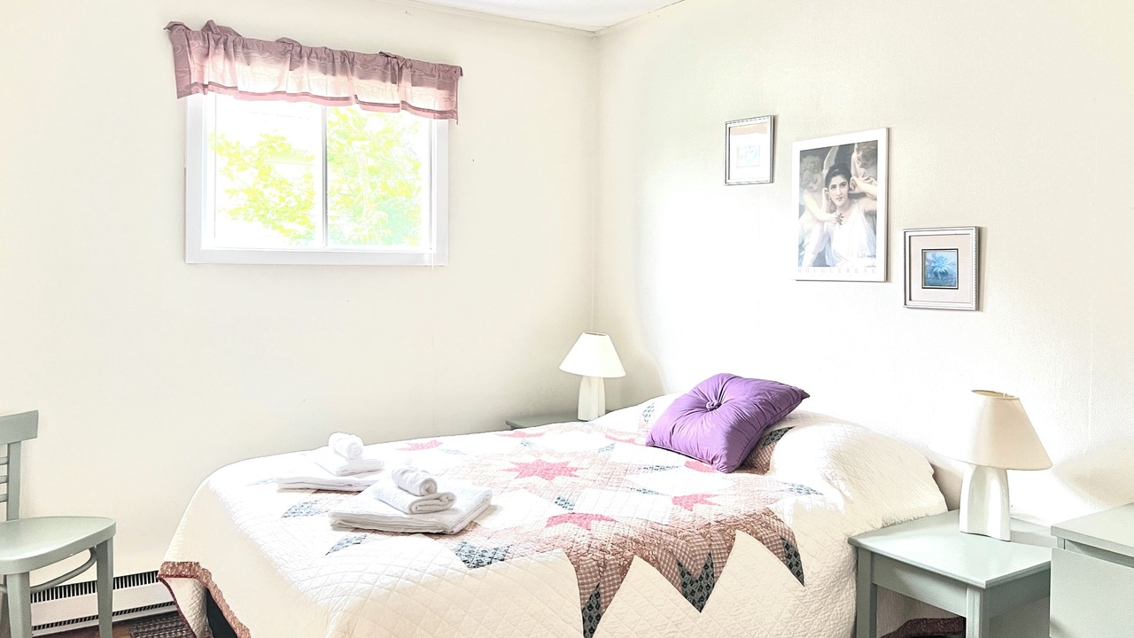 Photo of Bedroom in Brackley Beach