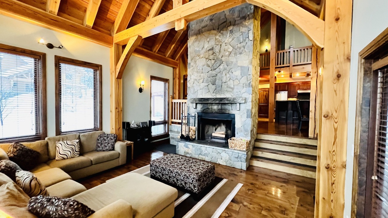 Photo of Livingroom in Golden