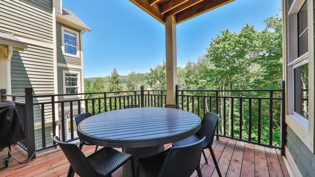 Photo of Patio Balcony in Tremblant-Les-Eaux