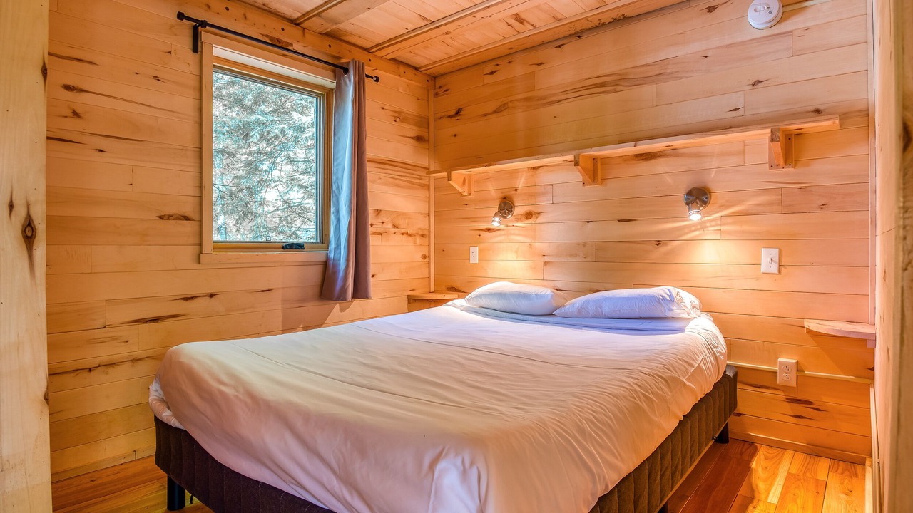 Photo of Bedroom in Sutton