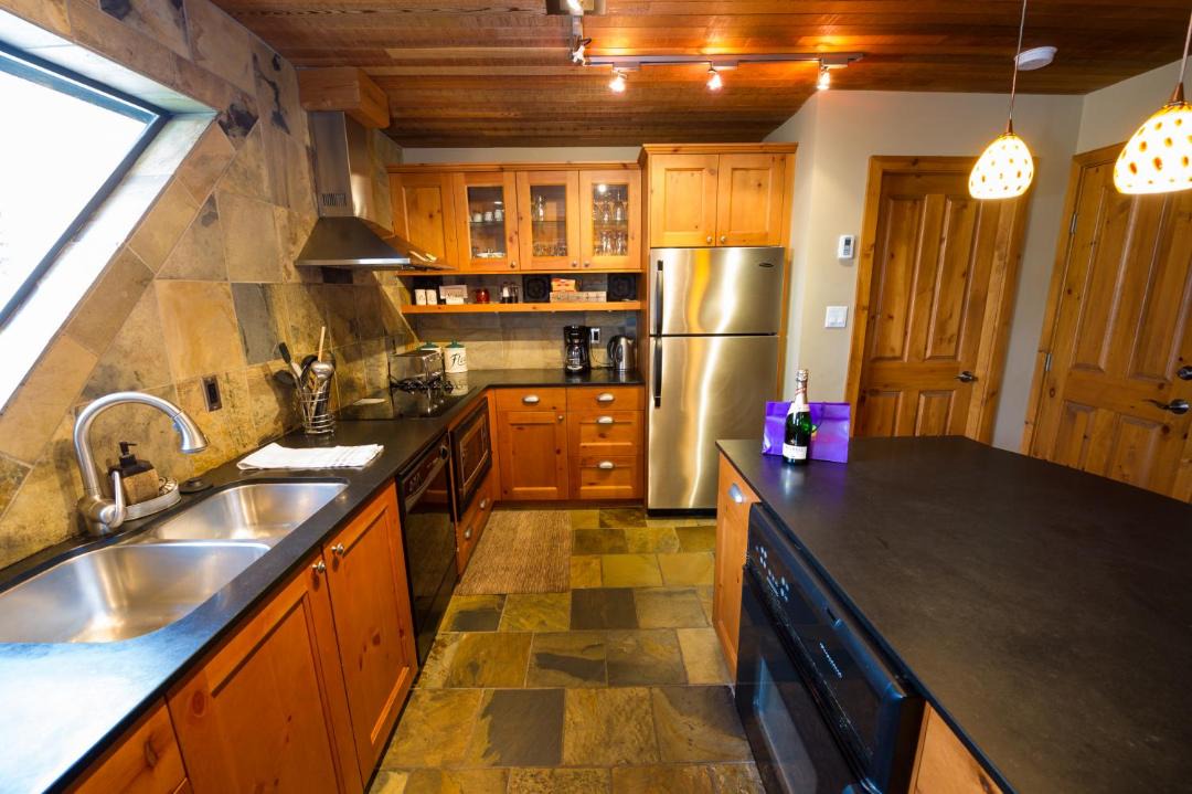 Photo of Kitchen in Blackcomb