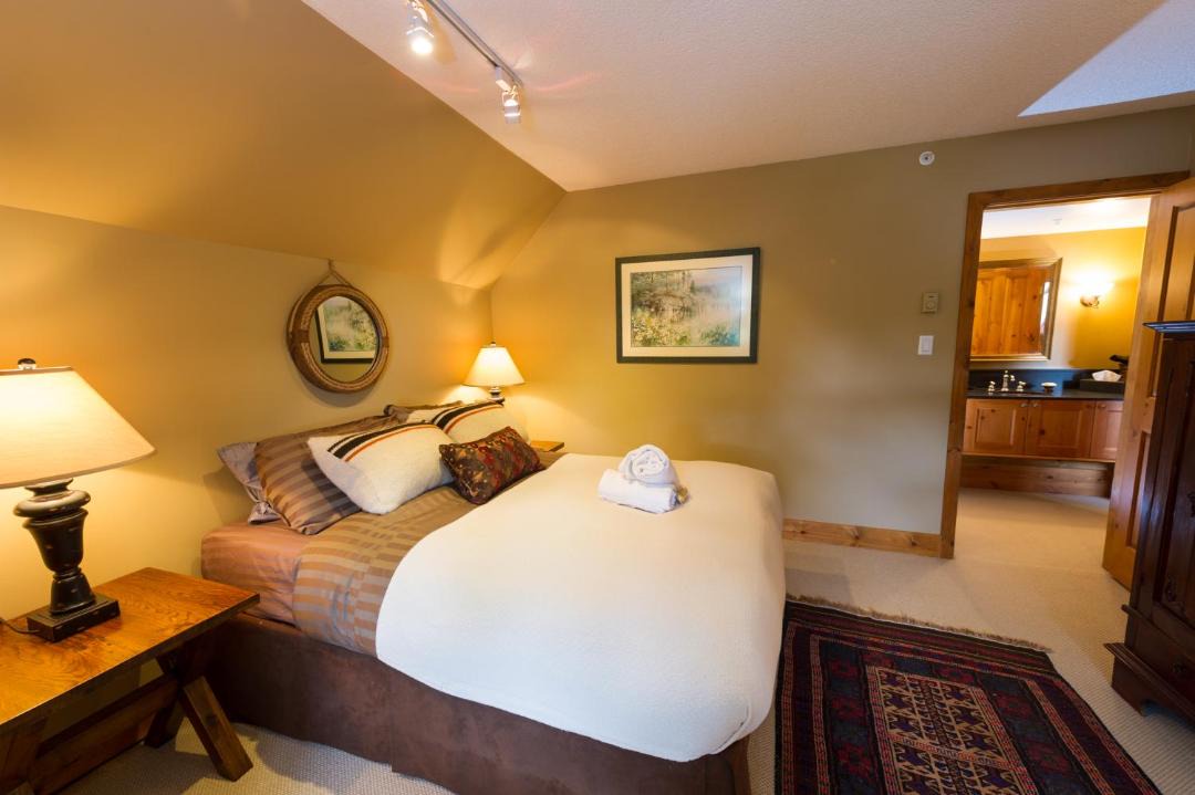 Photo of Bedroom in Blackcomb