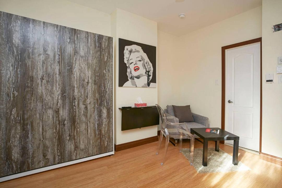 Photo of Livingroom in Shaughnessy Village