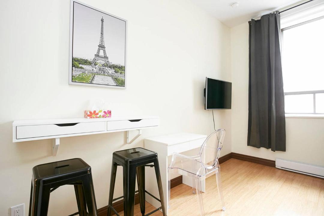 Photo of Livingroom in Shaughnessy Village