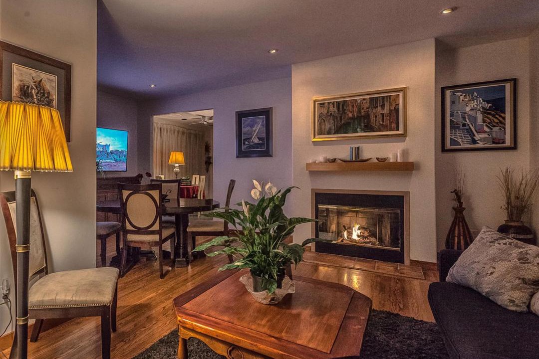 Photo of Livingroom in West Vancouver