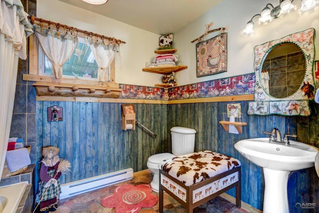 Photo of Bathroom in Thetford Mines
