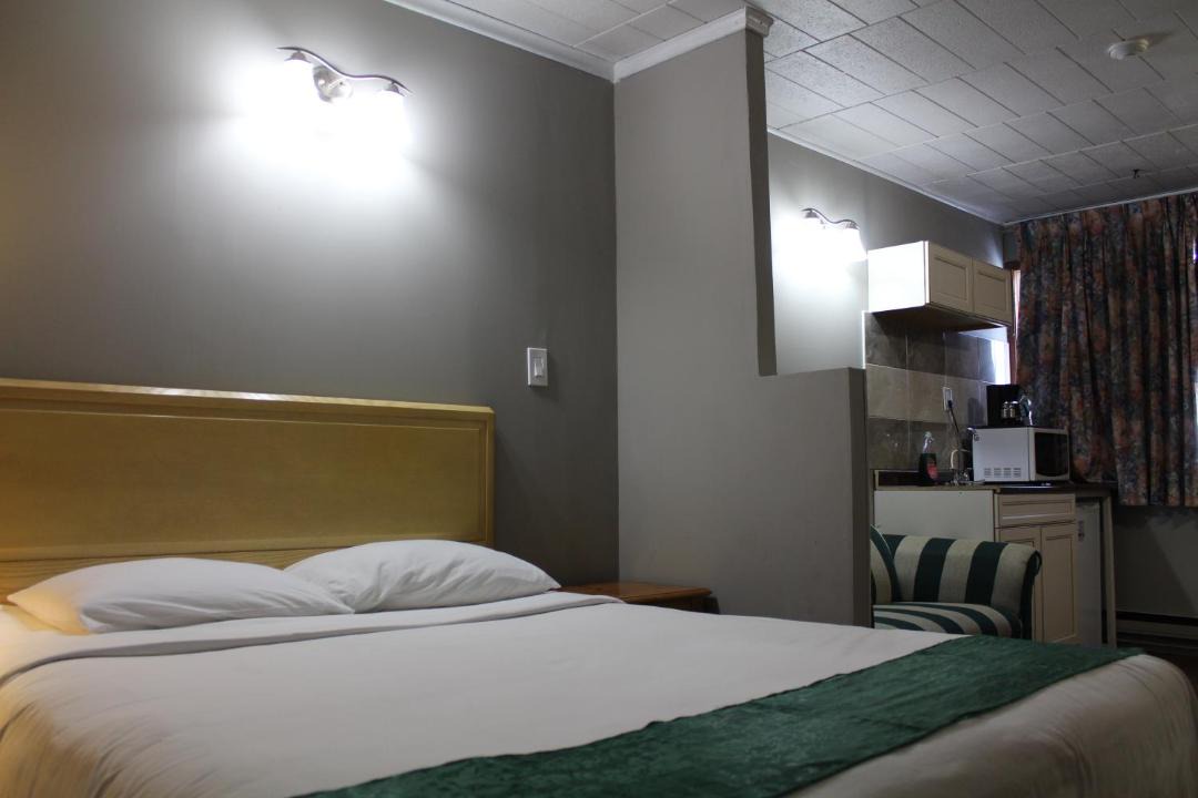 Photo of Bedroom in Fallsview