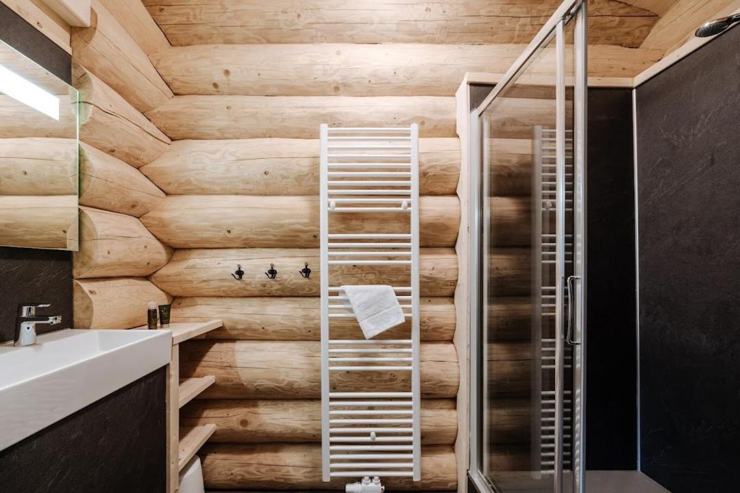 Photo of Bathroom in Jenig