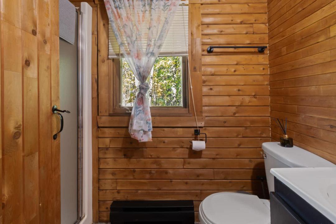 Photo of Bathroom in Sainte-Anne-de-Sorel