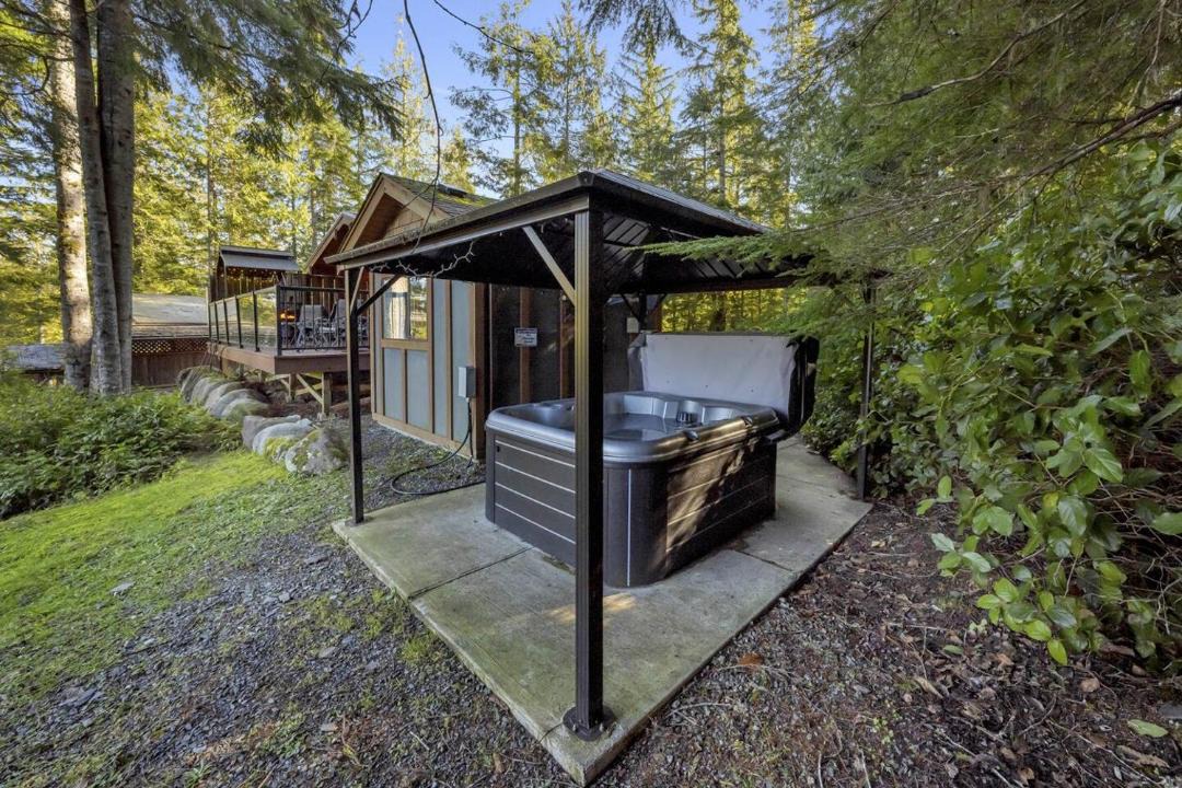 Photo of Others in Port Renfrew