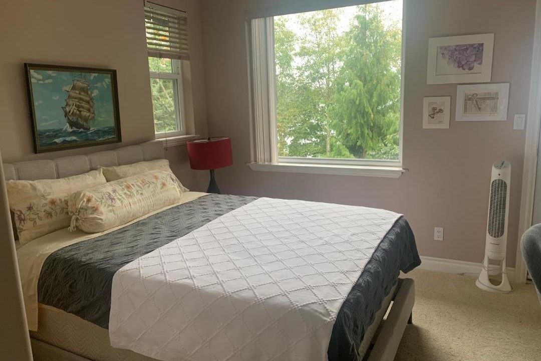 Photo of Bedroom in West Porpoise Bay