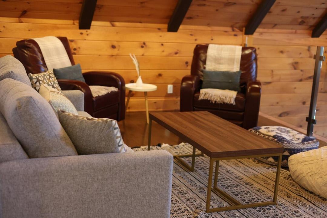 Photo of Livingroom in Chertsey