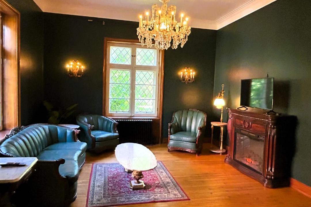 Photo of Livingroom in Sherbrooke