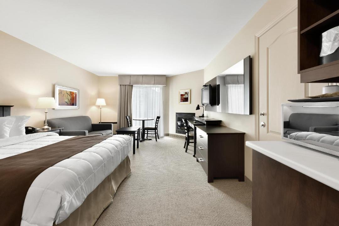 Photo of Bedroom in Saint-Sauveur