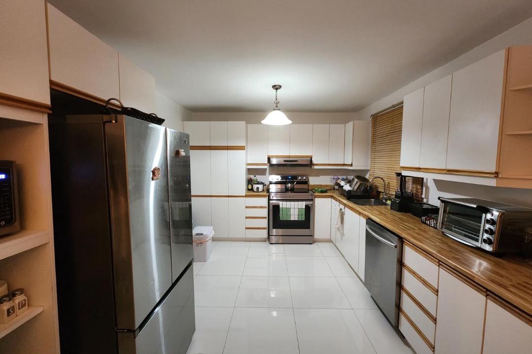 Photo of Kitchen in Longueuil