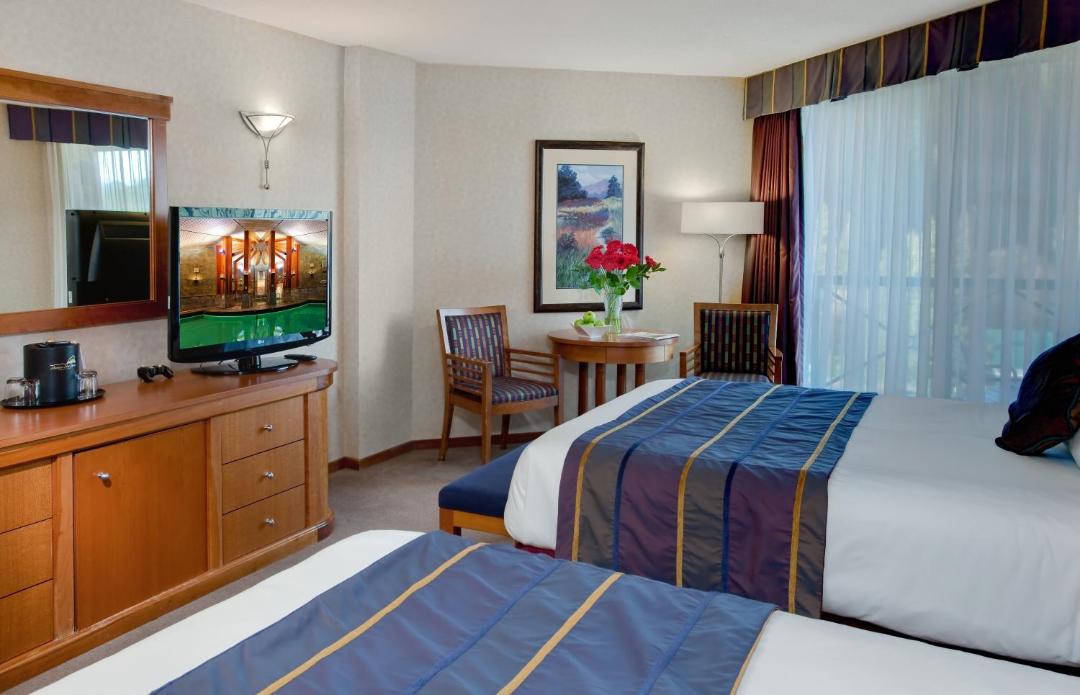 Photo of Bedroom in Harrison Hot Springs
