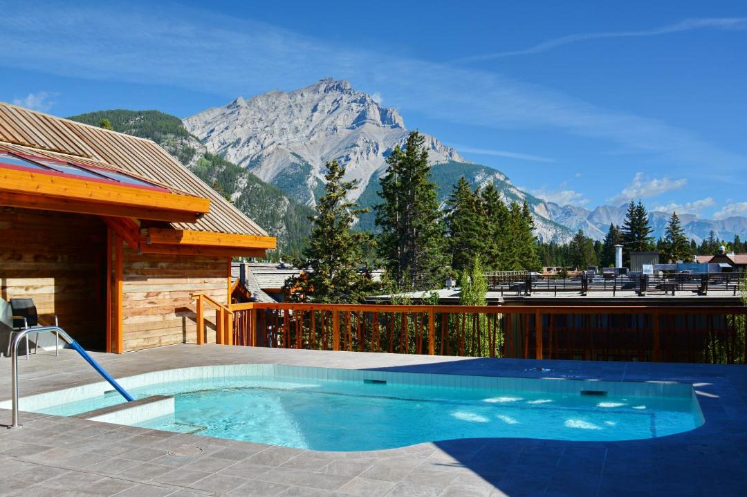 Photo of Others in Banff
