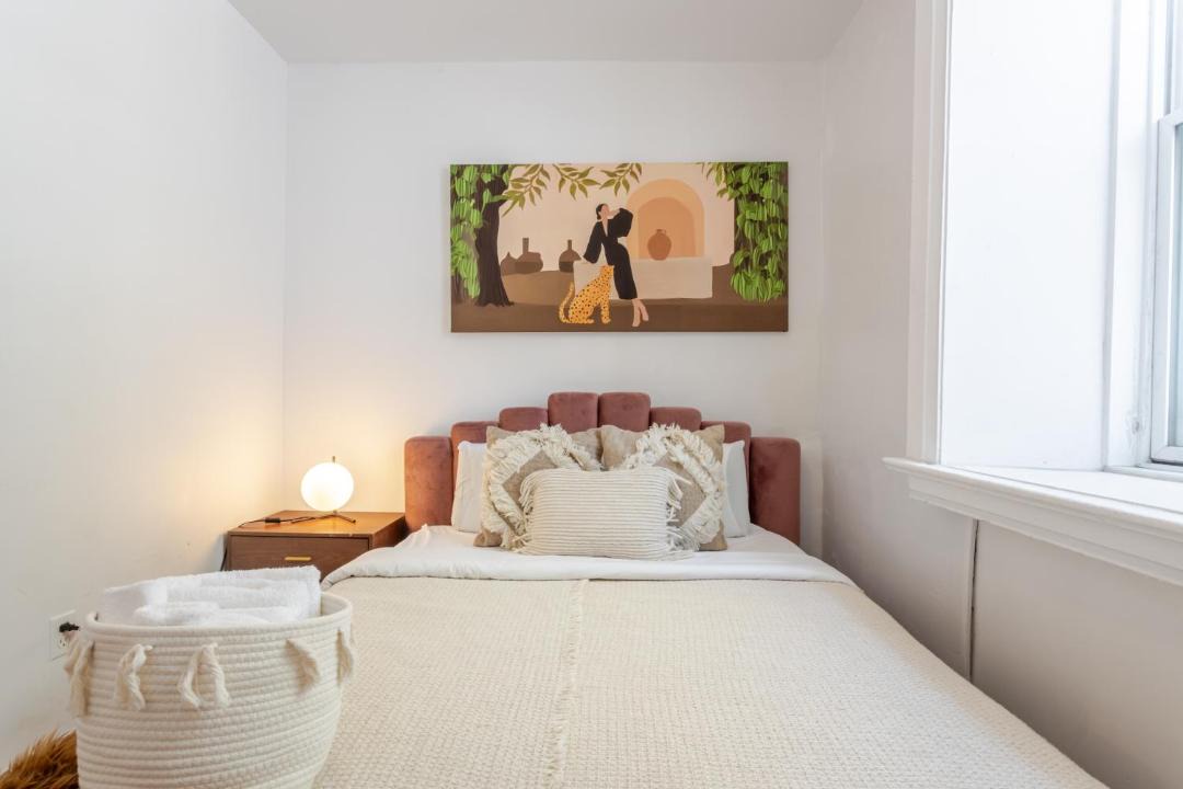 Photo of Bedroom in Shaughnessy Village