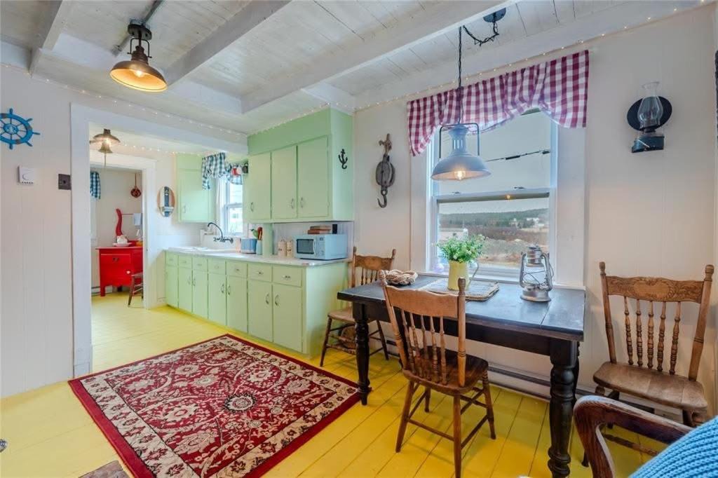 Photo of Kitchen in Heart's Delight