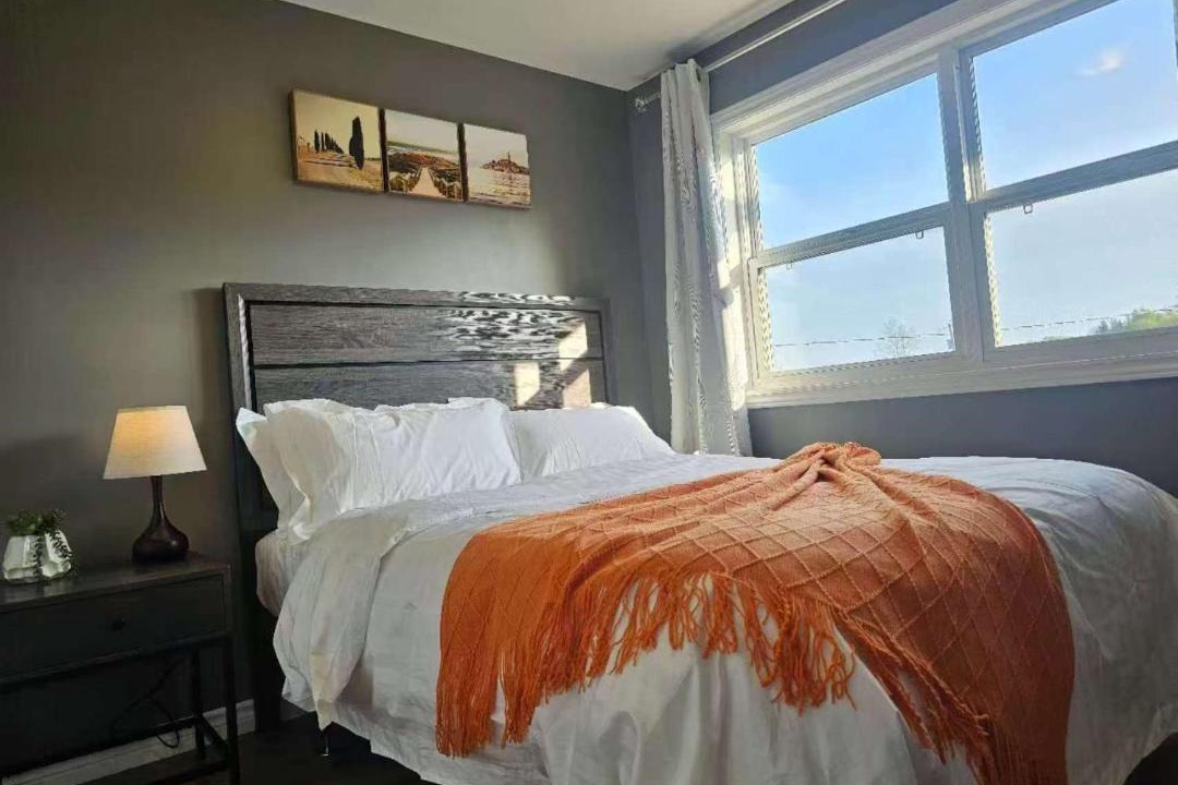 Photo of Bedroom in North River
