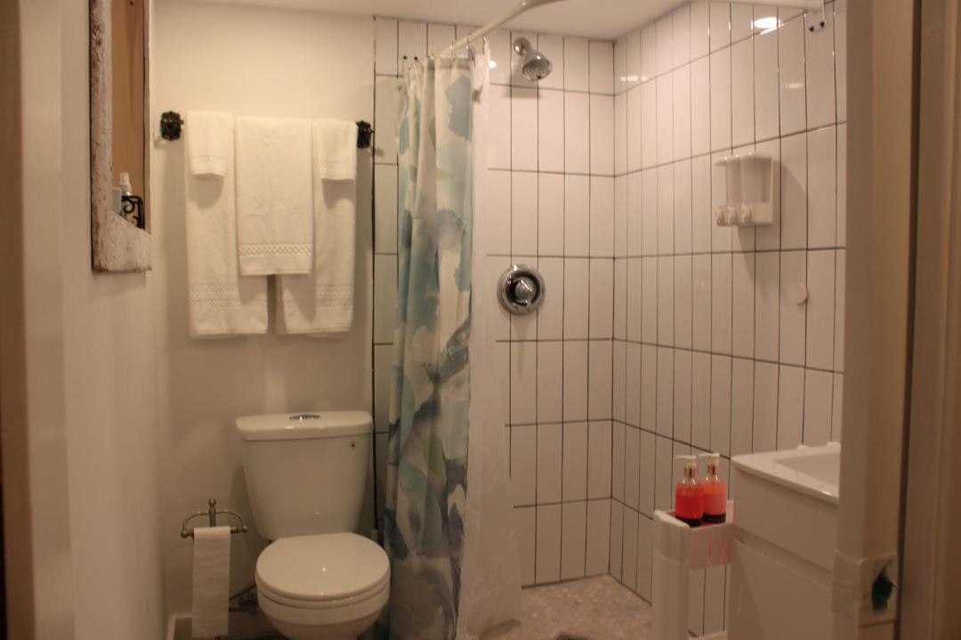 Photo of Bathroom in Ucluelet