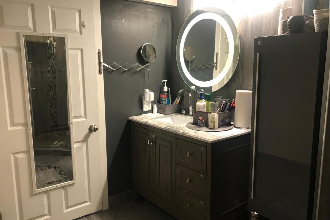 Photo of Bathroom in Fort Saskatchewan