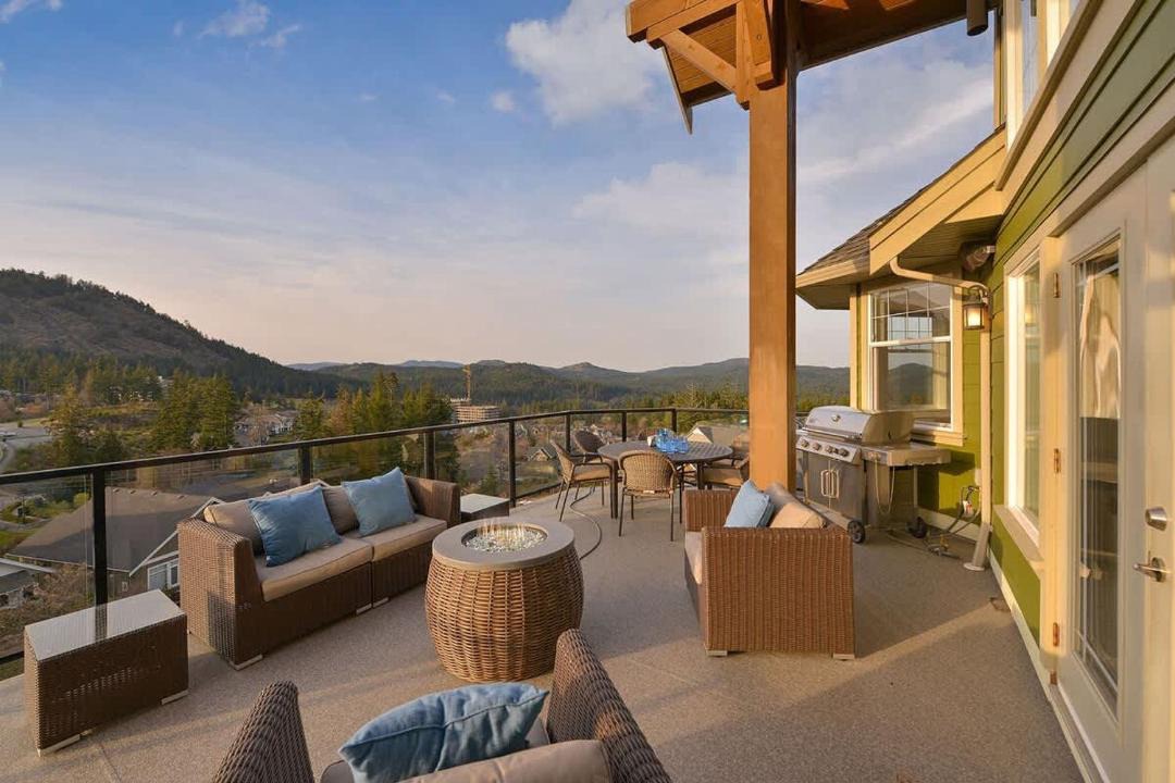 Photo of Patio Balcony in Downtown Victoria