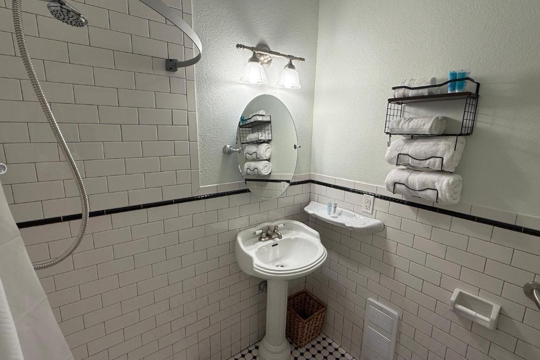 Photo of Bathroom in St. Martins